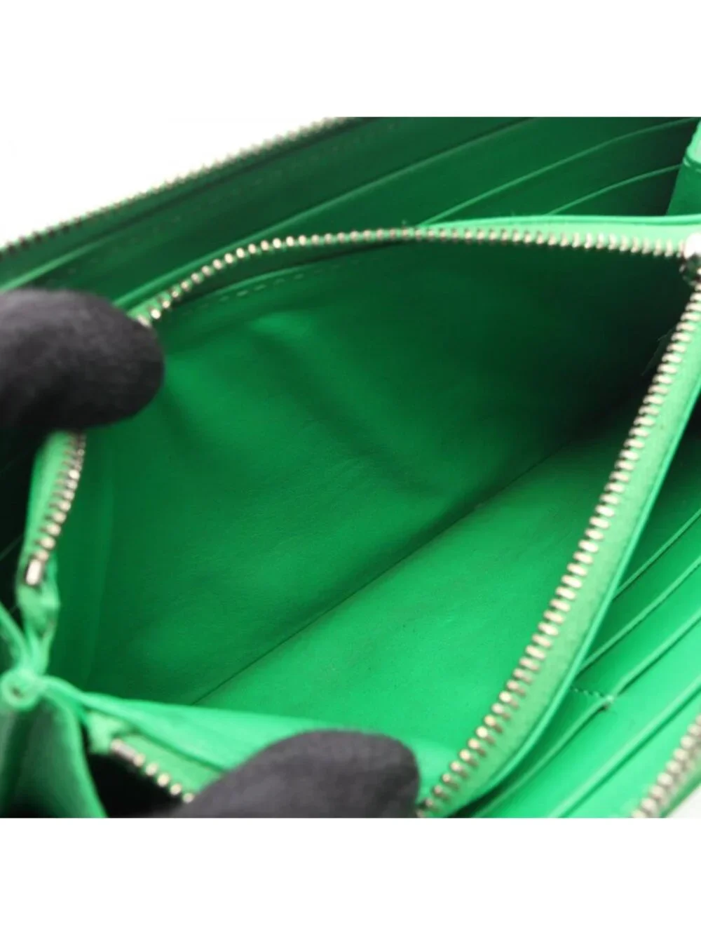 Bottega Veneta Round Wallet Zip Around Maxi Intrecht Green Leather Cassette